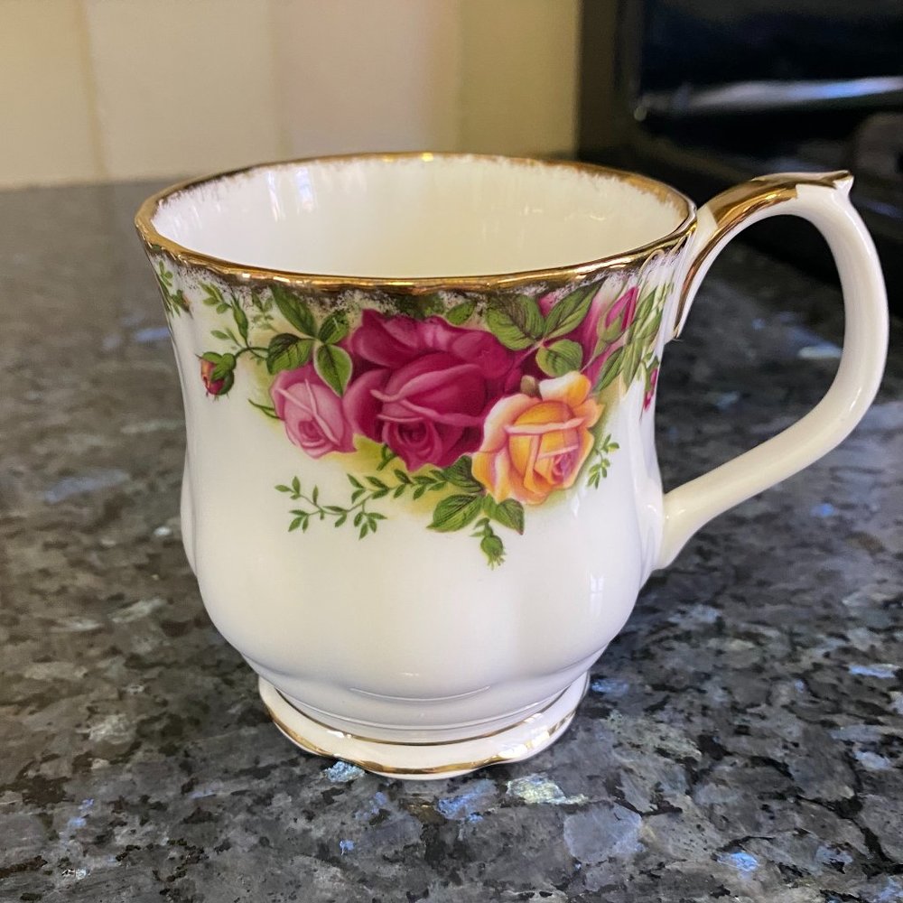 Vintage Royal Albert Old Country Roses Mugs